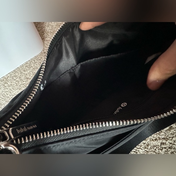 Lululemon Shoulder Bag - Picture 10 of 11